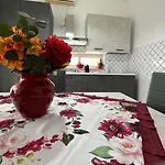 Domus Caiazzo Апартаменты