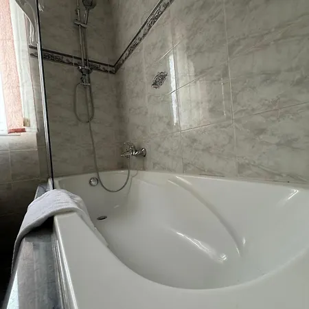 Domus Caiazzo